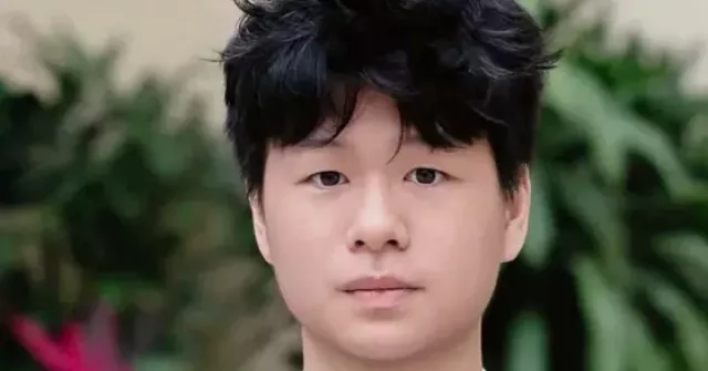 Nam sinh trường chuyên đạt điểm SAT tuyệt đối và IELTS 8.0