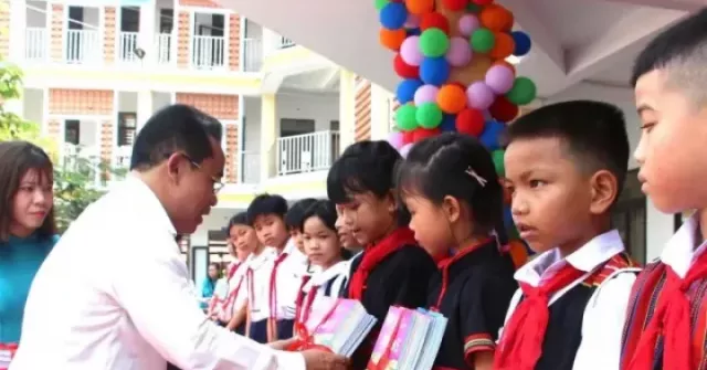 Xã đầu tiên trên cả nước cung cấp sách giáo khoa miễn phí