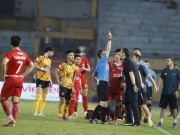 Popov “nổi đóa” nhận thẻ đỏ, Thể Công Viettel thắng trận cầu căng như dây đàn