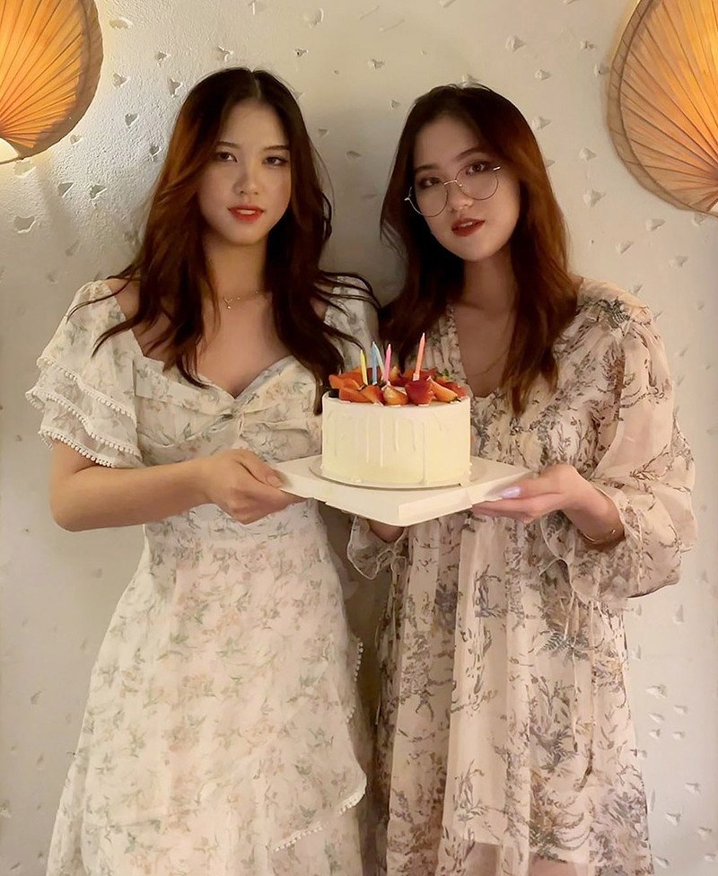 Phan Phương Oanh và chị gái Phan Hoàng Yến.