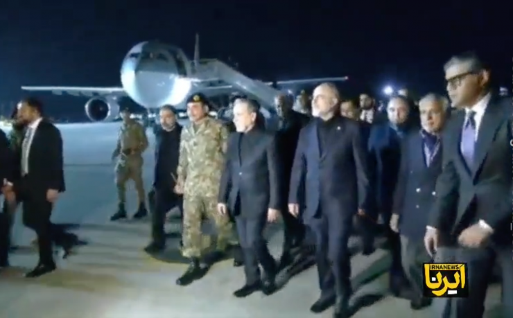 Chiến sự Iran ngày 11/4: Phái đoàn Iran đến Pakistan đàm phán với Mỹ; ông Trump tuyên bố eo biển Hormuz "sẽ tự động mở" - 1