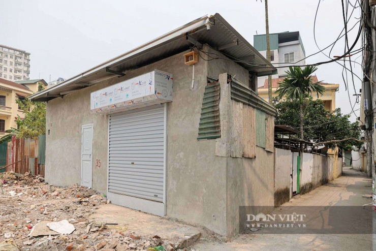 Dù diện tích hạn chế, một số chủ hộ đã nhanh chóng tiến hành xây dựng và hoàn thiện cơ bản các thiết bị sinh hoạt ngay khi mặt bằng vừa được bàn giao.