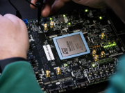 Iran phong tỏa eo biển Hormuz, ngành công nghiệp chip bán dẫn chao đảo