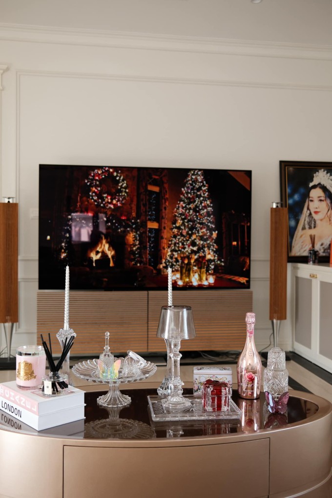 Cuộc sống của Huyền My sau 12 năm làm Á hậu Việt Nam - 6