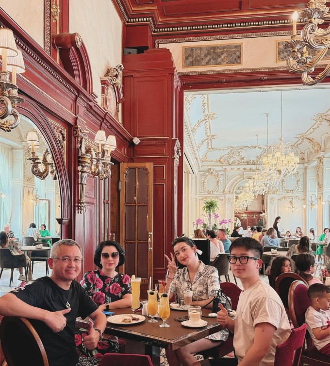 Cuộc sống của Huyền My sau 12 năm làm Á hậu Việt Nam - 9