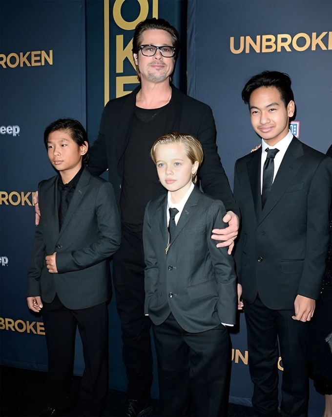 Hành trình 'lột xác' từ tomboy thành mỹ nhân của con gái Angelina Jolie - 2