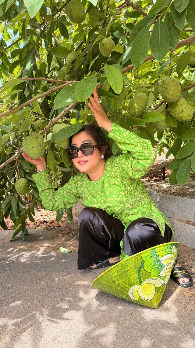 Nữ danh hài Việt kiều tuổi U50 làm mẹ đơn thân, nói một câu gây tò mò về cuộc sống hiện tại - 6