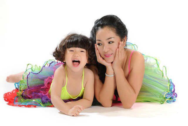 Nữ danh hài Việt kiều tuổi U50 làm mẹ đơn thân, nói một câu gây tò mò về cuộc sống hiện tại - 7