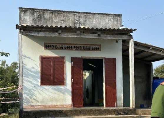 Ngôi nhà cấp 4, nơi xảy ra vụ việc đau lòng.