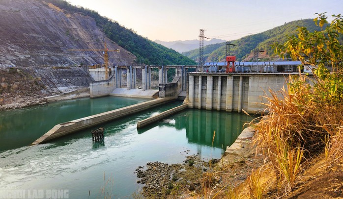 Thủy điện Hồi Xuân - một công trình ngàn tỉ "đắp chiếu" cả thập kỷ ở Thanh Hóa