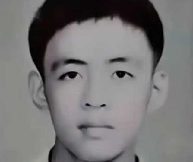 Tôn Vệ Đông thời trẻ từng được coi là thần đồng vật lý của Trung Quốc.