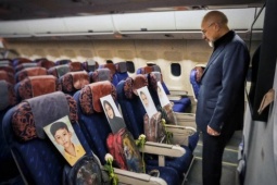 'Hành khách' đặc biệt trên chuyến bay đưa các quan chức Iran đi đàm phán với Mỹ