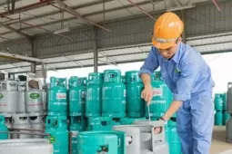 Nhập khẩu khí dầu mỏ hóa lỏng tăng mạnh, vì sao giá gas vẫn leo thang?