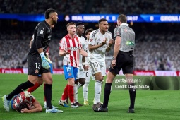 Nóng bảng xếp hạng La Liga: Real Madrid lại sảy chân, khó mơ vượt mặt Barcelona