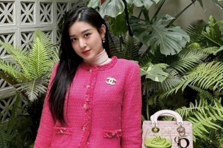 Cuộc sống của Huyền My sau 12 năm làm Á hậu Việt Nam