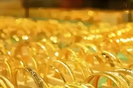 Giá vàng tăng vọt sau khi khách chốt đơn online, cửa hàng 'lật kèo'