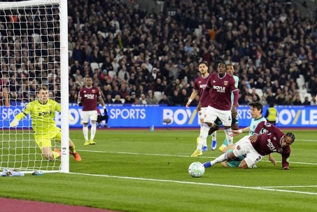 Video bóng đá West Ham - Wolves: 2 cú đúp đưa Tottenham xuống "vùng đèn đỏ" (Ngoại hạng Anh)