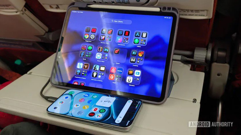 Thiết bị cho phép sạc ngược sang sản phẩm khác.