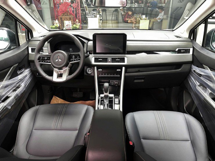 So sánh hai dòng xe MPV Mitsubishi Xpander và Suzuki XL7 Hybrid - 5