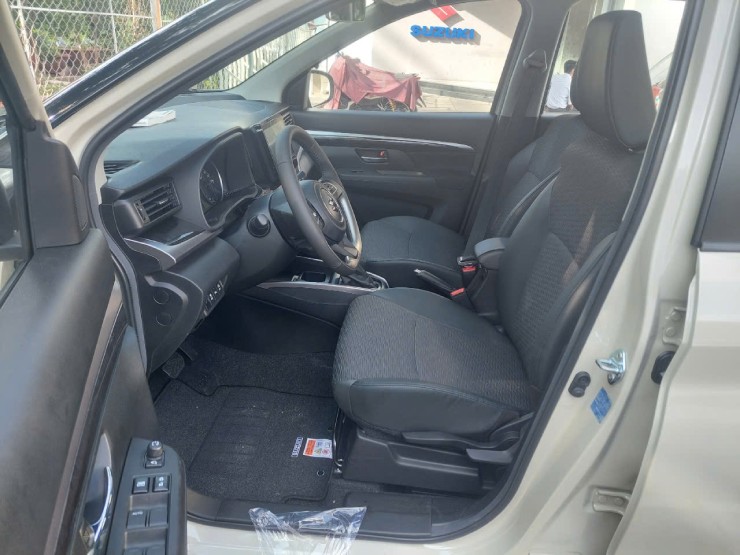 So sánh hai dòng xe MPV Mitsubishi Xpander và Suzuki XL7 Hybrid - 10