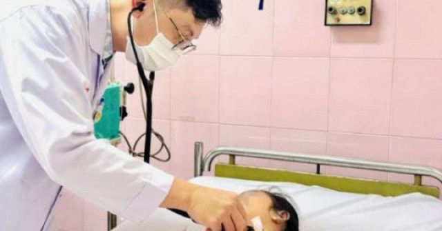 148 học sinh TP.HCM nghi ngộ độc thực phẩm: Bộ Y tế chỉ đạo khẩn