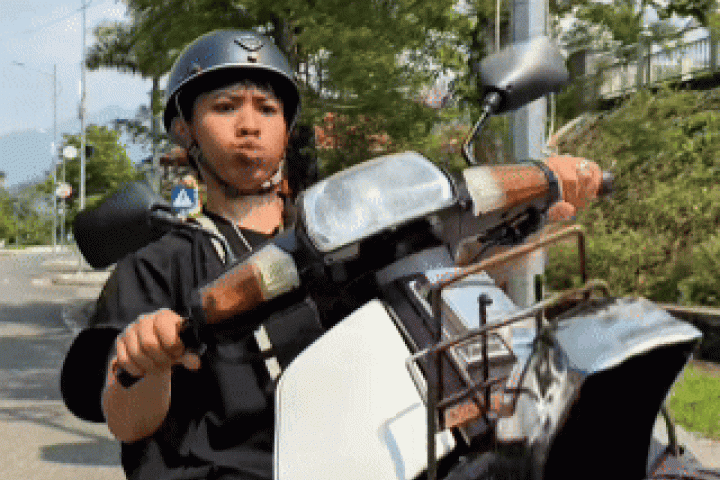 Công an xã làm video tuyên truyền giao thông hút triệu view