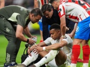 Mbappe dính cùi chỏ khiến mặt chảy máu, Real Madrid điên tiết vì mất phạt đền