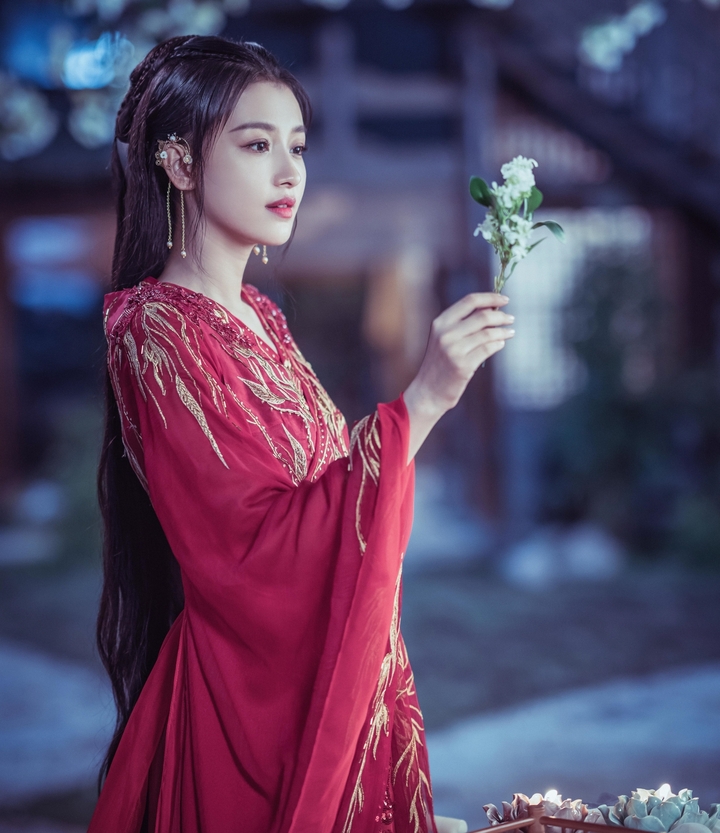 Tôn Di từng là "tiểu hoa đán'' triển vọng của màn ảnh Hoa ngữ.