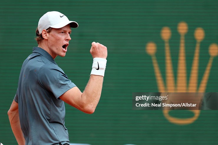 Sinner thi đấu áp đảo