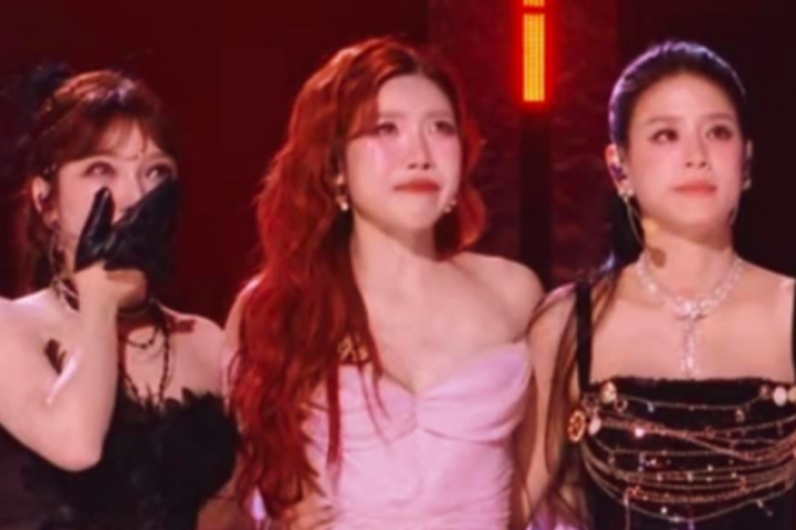 Trang Pháp thua sốc, khóc nức nở tại show 'Đạp gió'