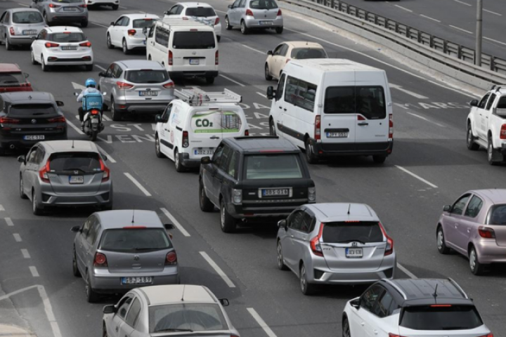 Quốc gia thưởng 25.000 euro cho người trẻ bỏ bằng lái