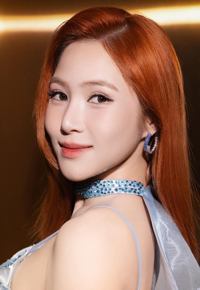 Ca sĩ từng khủng hoảng vì đối diện với loạt tin đồn ác ý bủa vây.&nbsp;