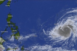 Bão Sinlaku dự báo mạnh lên cấp "siêu bão", có vào Biển Đông?