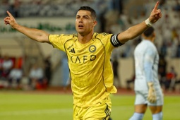 Video bóng đá Al Akhdoud - Al Nassr: Ronaldo xé lưới Portugal, rực rỡ mốc 969 bàn (Saudi League)