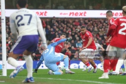 Video bóng đá Nottingham Forest - Aston Villa: Phản lưới và siêu phẩm (Ngoại hạng Anh) 
