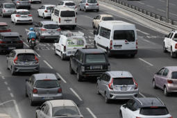 Quốc gia thưởng 25.000 euro cho người trẻ bỏ bằng lái