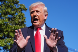 Ông Trump lệnh cho hải quân Mỹ phong tỏa eo biển Hormuz