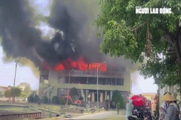 Cháy kinh hoàng ở Hà Tĩnh, thiệt hại ước tính hàng trăm tỉ đồng
