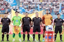 Xuân Son "nổi điên" vì mất penalty oan uổng, trọng tài đối diện án "treo còi"