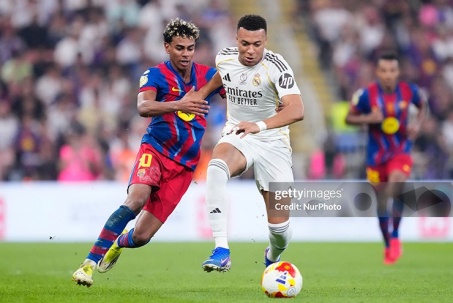 Real nguy cơ phải xếp hàng danh dự chào "nhà vua" Barca ở Siêu kinh điển