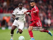 Video bóng đá Liverpool - Fulham: 4 phút bùng nổ, Salah & sao 17 tuổi tỏa sáng (Ngoại hạng Anh)