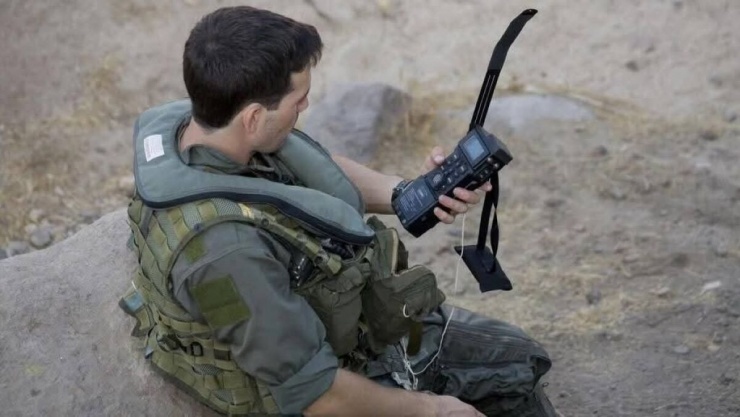 Phi công F-15 duy trì liên lạc bí mật với vệ tinh quân sự mà không bị Iran phát hiện nhờ hệ thống CSEL. Ảnh: Ynet