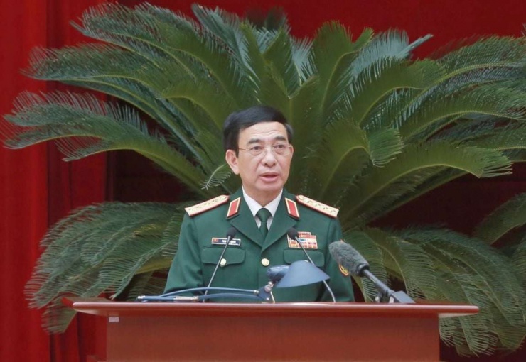 Đại tướng Phan Văn Giang, Uỷ viên Bộ Chính trị, Phó Bí thư Quân uỷ Trung ương, Phó Thủ tướng, Bộ trưởng Bộ Quốc phòng phát biểu. Ảnh:&nbsp;dangcongsan.vn