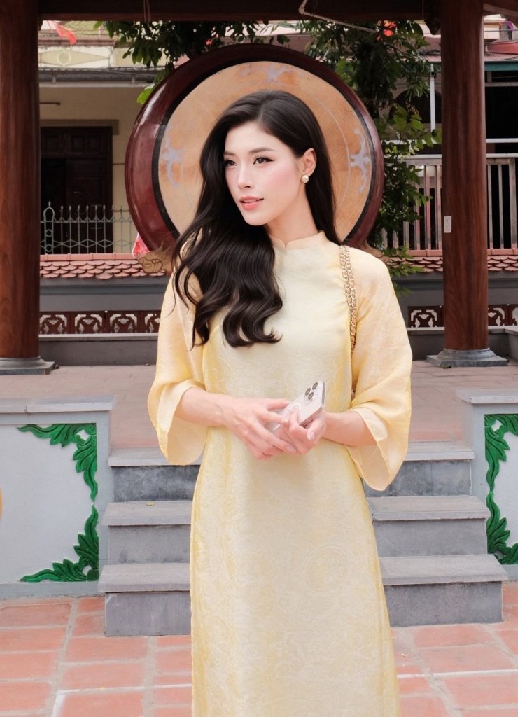 “Mỗi sự lựa chọn đều hướng đến một điều là phát triển sự nghiệp tốt nhất. Tôi đưa ra quyết định giải nghệ và không hối tiếc về điều này", Thu Huyền từng chia sẻ