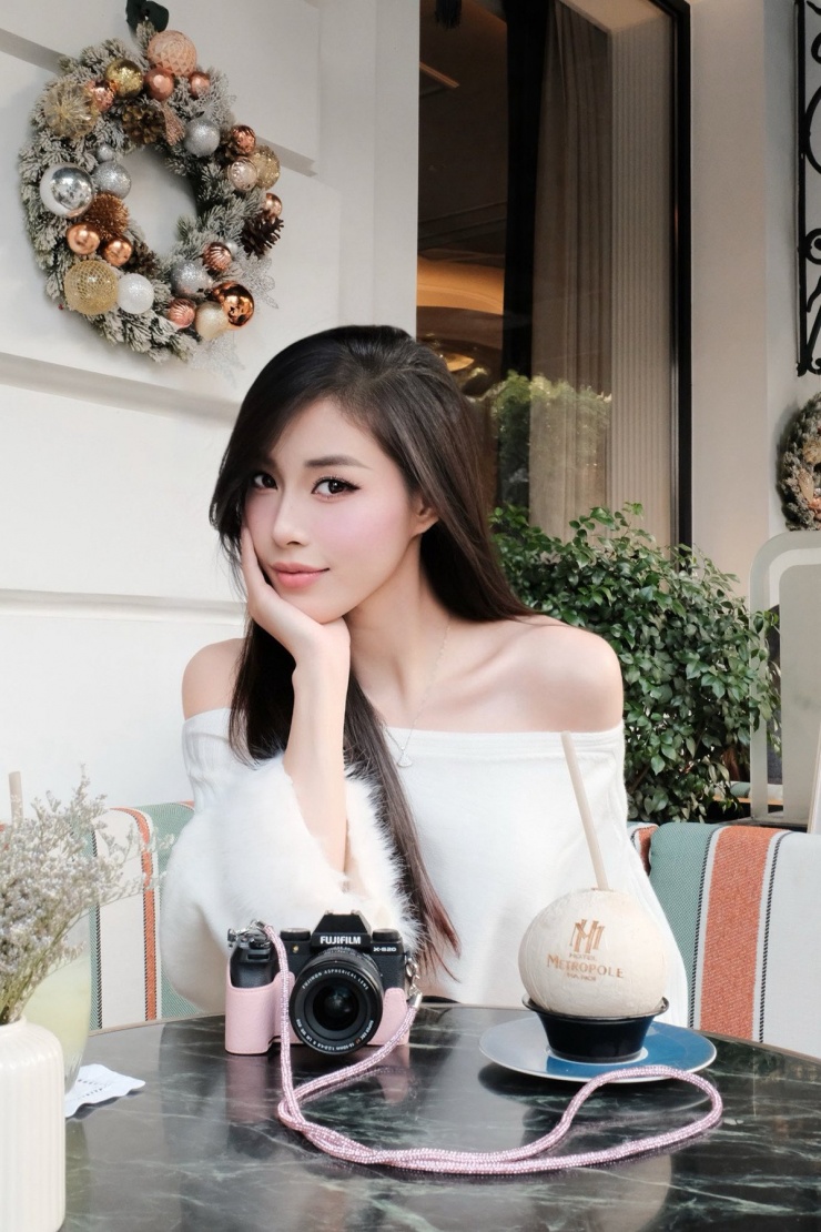 Cô từng thi Hoa hậu Hoàn vũ 2022 và lọt vào top 10