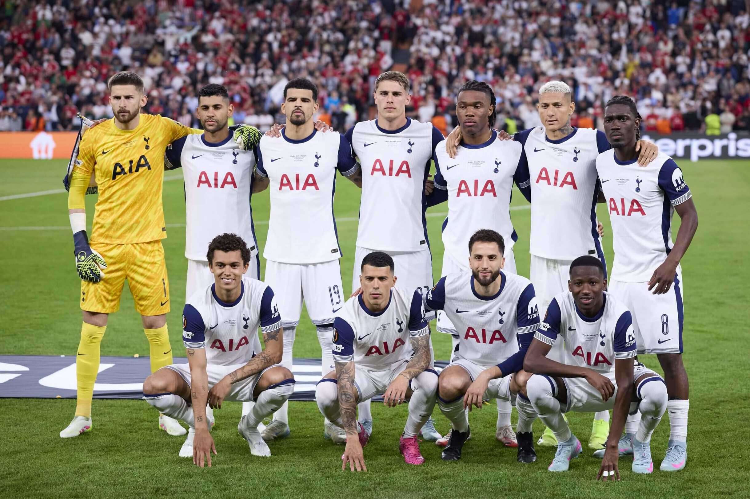 Bao nhiêu cầu thủ sẽ chịu ở lại Tottenham nếu đội bóng này rớt hạng?