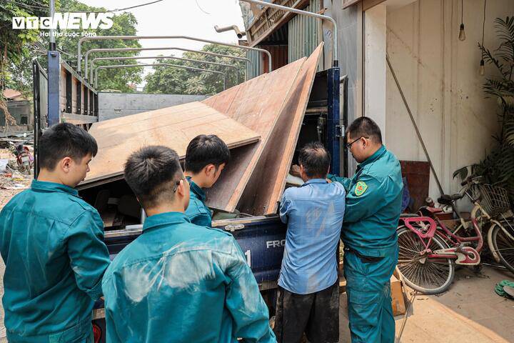 Hà Nội xây 'siêu cầu' hơn 20.000 tỷ đồng, người dân gấp rút dỡ nhà trả mặt bằng - 7