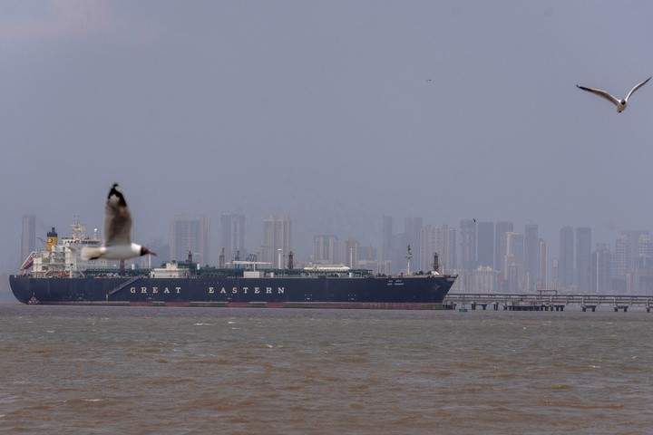 Chi tiết cách Mỹ bắt đầu áp lệnh phong tỏa tại eo biển Hormuz từ tối 13/4 - 1