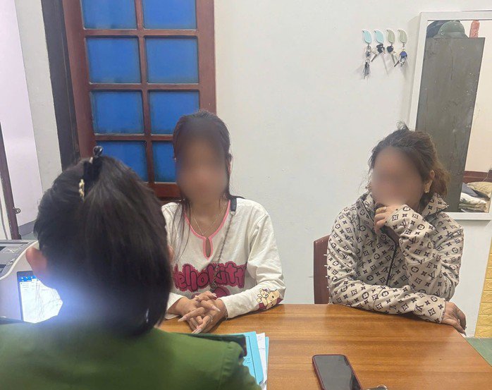 Cơ quan công an làm việc với những người liên quan. Ảnh: C. An