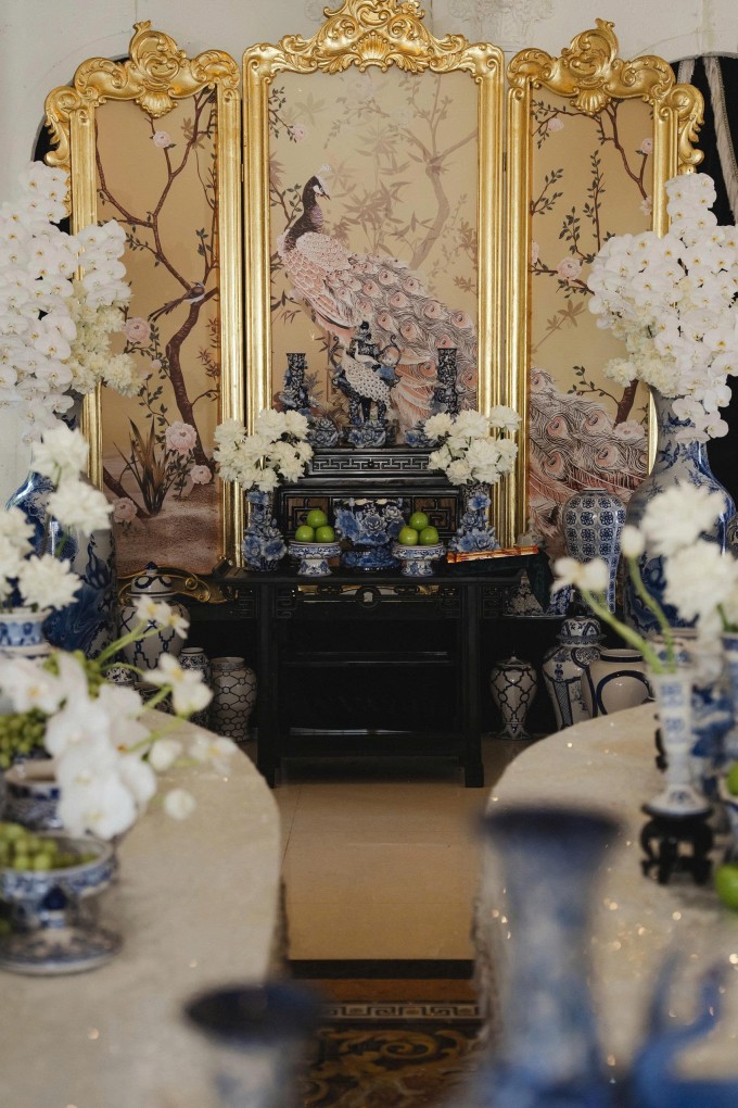 Đám cưới 'công tử Bạc Liêu' chi nửa tỷ đồng, phủ kín gốm sứ, tranh khảm vàng - 8